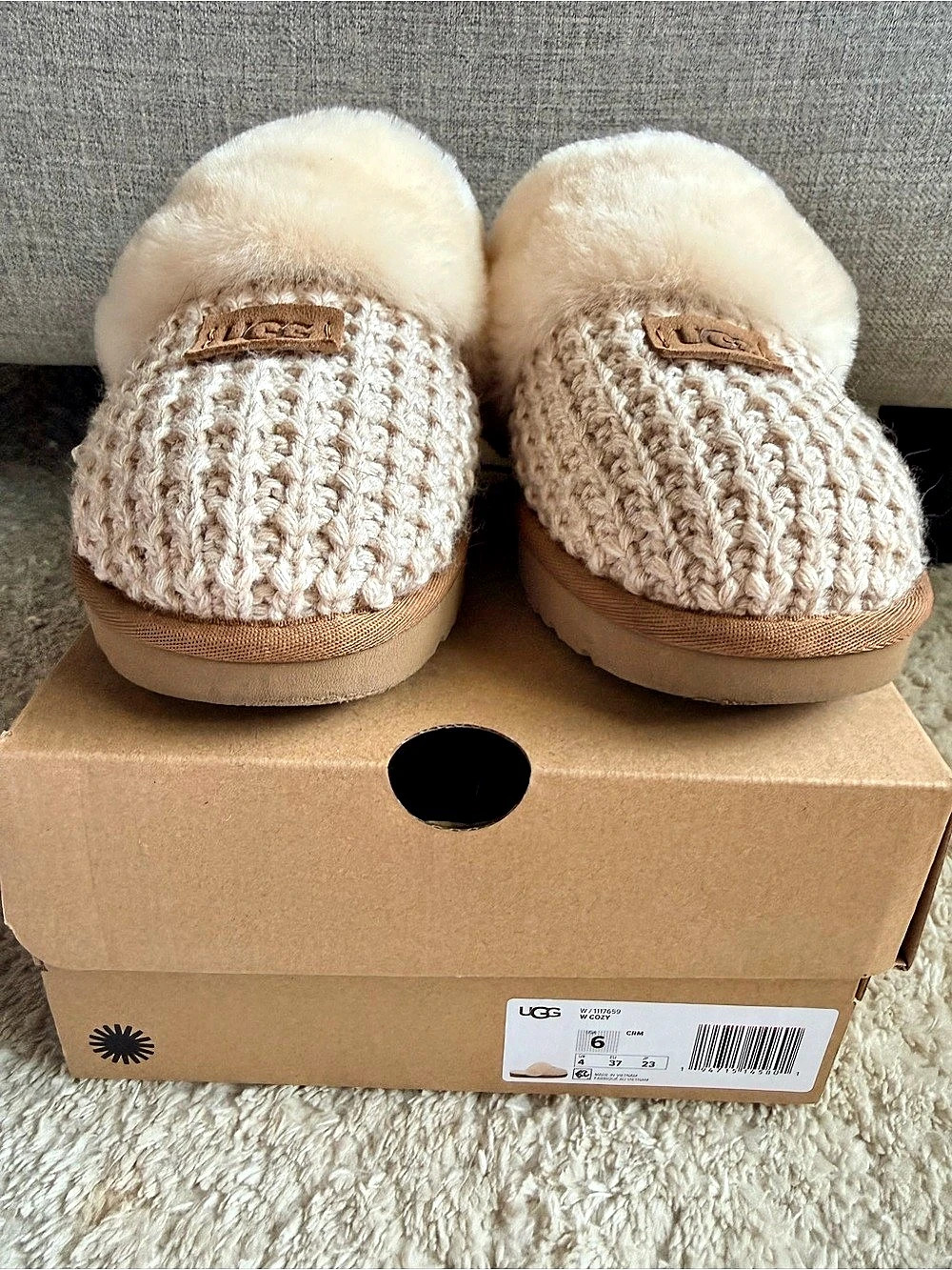 UGG Cozy Slipper Knit Lined Slippers Cream US 6